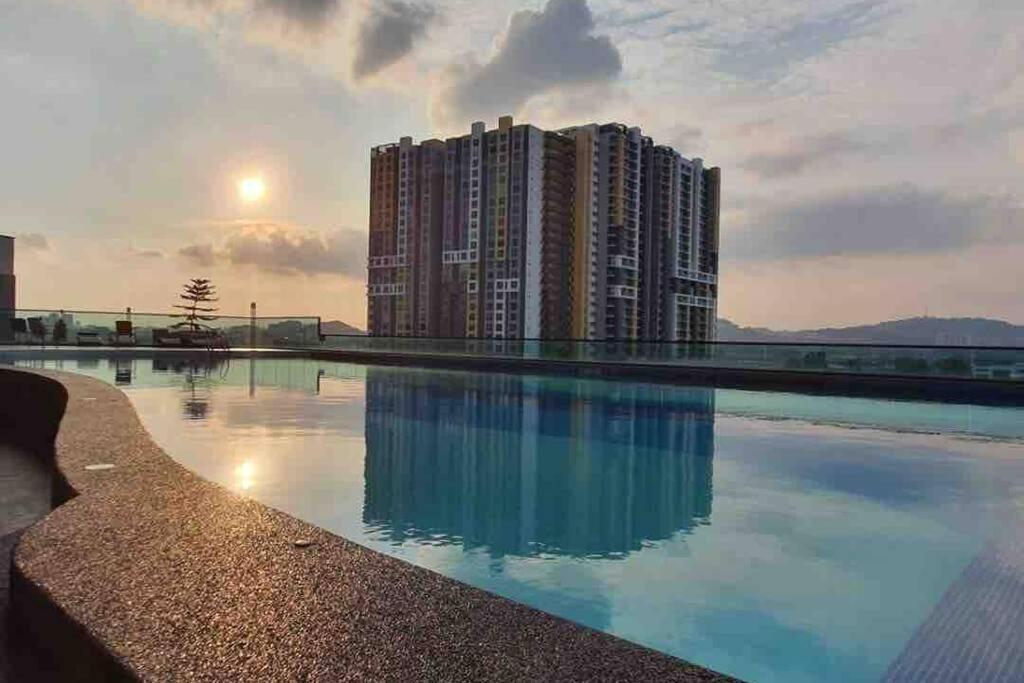 Symphony Tower Studio # 3 Cheras Exterior photo